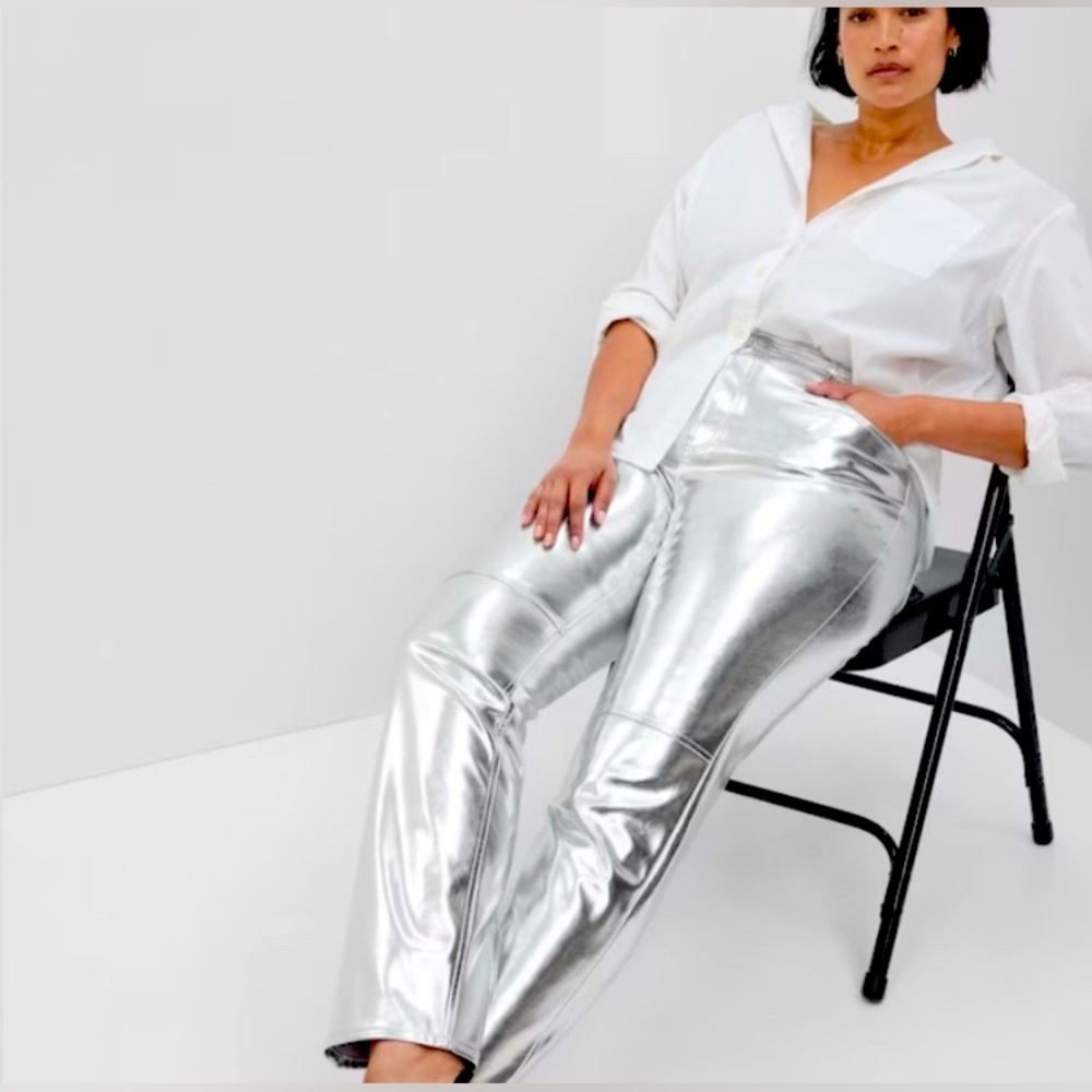 GAP Cheeky Straight High Rise Vegan Leather Silver Pants 34/18R